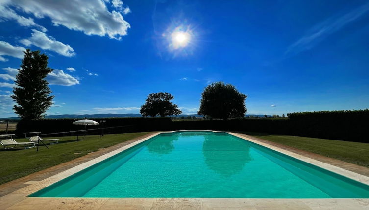 Photo 1 - Spello By The Pool - Sleeps 11 - Wifi, air Con, Pool for Your Exclusive use