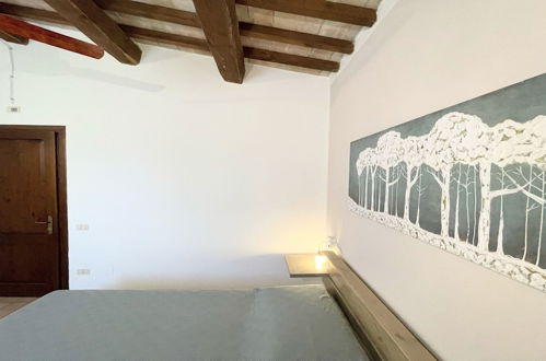 Foto 5 - Spello By The Pool - Sleeps 11 With Large Private Pool, Meditation Park - exc
