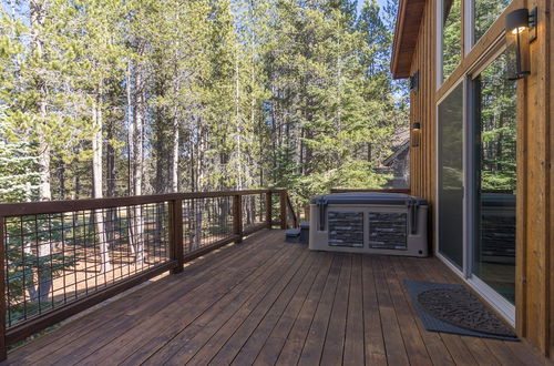 Photo 23 - Sawtooth by Avantstay Spacious Pine Tree Cabin w/ Hot Tub