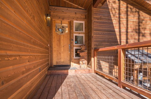 Photo 24 - Sawtooth by Avantstay Spacious Pine Tree Cabin w/ Hot Tub