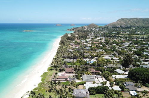 Foto 22 - Hale Oahu Cottage by Avantstay Stunning Beachfront Estate