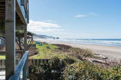 Foto 4 - Blue Starfish by Avantstay Ocean Views & Direct Cannon Beach Access