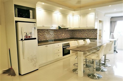 Photo 25 - Large, Stylish 2 bed Apartment With Pool Table in Pattaya