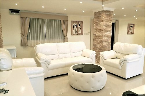 Foto 12 - Large, Stylish 2 bed Apartment With Pool Table in Pattaya