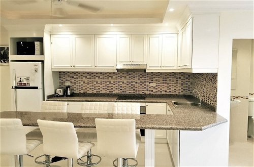 Photo 23 - Large, Stylish 2 bed Apartment With Pool Table in Pattaya