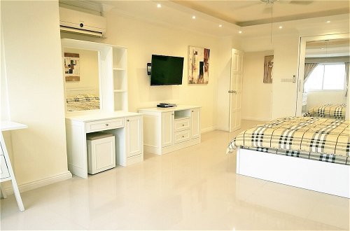 Foto 4 - Large, Stylish 2 bed Apartment With Pool Table in Pattaya