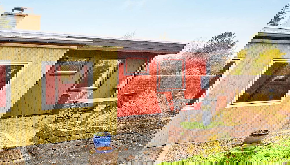Primary image