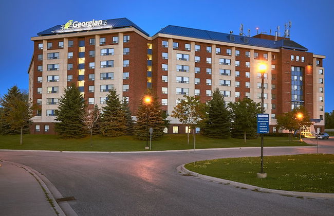 Residence & Conference Centre - Barrie - Photo 1