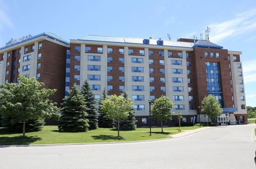 Photo 43 - Residence & Conference Centre - Barrie