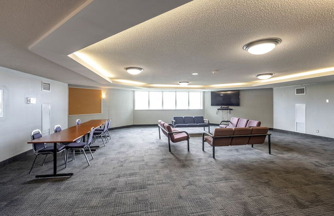 Residence & Conference Centre - Barrie - Photo 37