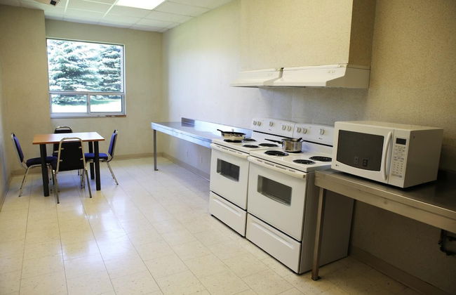 Residence & Conference Centre - Barrie - Photo 15