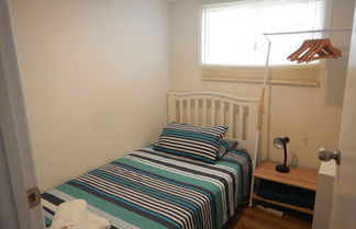 Photo 3 - Spacious 2-Storey Home By The Bay: Sleeps 12