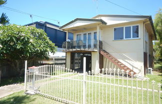 Photo 1 - Spacious 2-Storey Home By The Bay: Sleeps 12