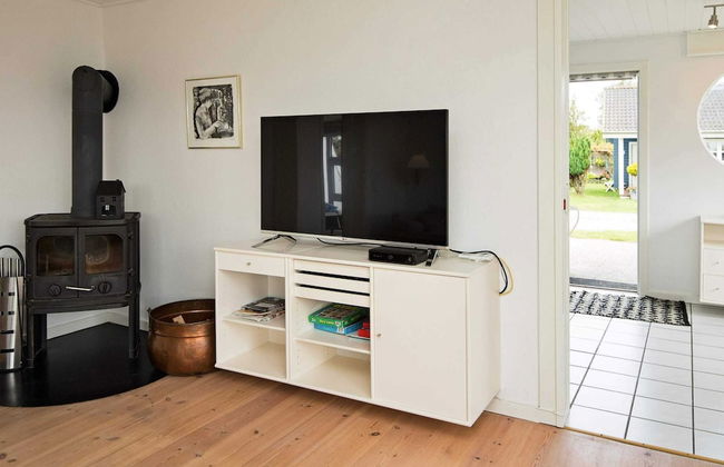 Elegant Holiday Home in Jutland near Sea - Photo 12