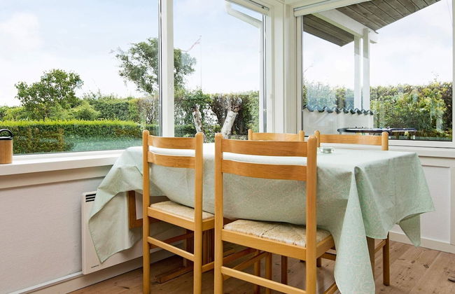 Elegant Holiday Home in Jutland near Sea - Photo 8