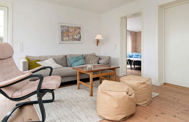 Elegant Holiday Home in Jutland near Sea - Photo 7