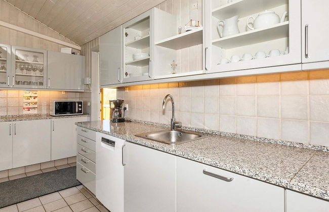 10 Person Holiday Home in Lokken - Foto 8