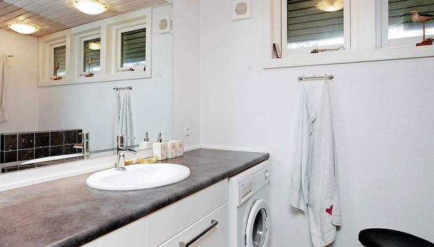 Cozy Holiday Home in Ulfborg near Sea - Photo 3