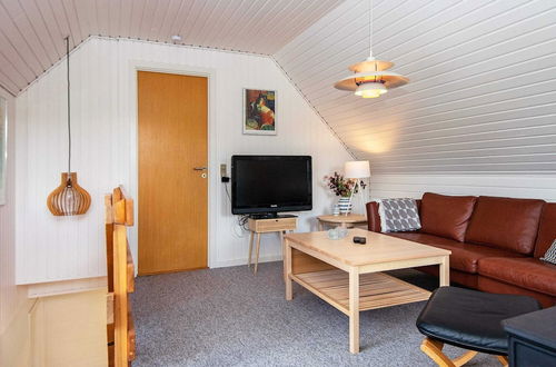 Photo 7 - 6 Person Holiday Home in Glesborg