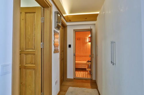 Foto 44 - Luxurious Chalet near Pirin Golf Resort