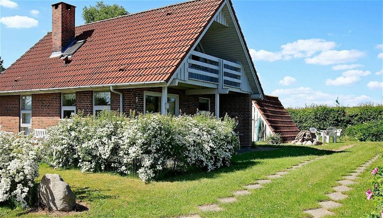 Foto 1 - 6 Person Holiday Home in Hesselager