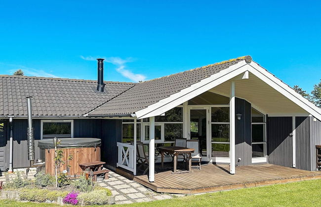 Cozy Holiday Home in Lolland near Beach - Photo 1