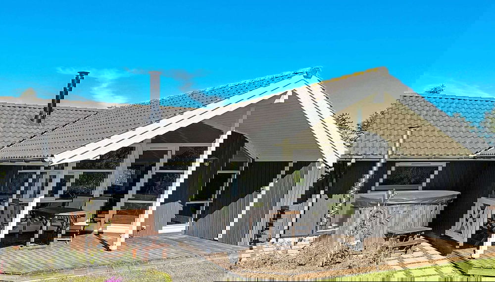 Primary image