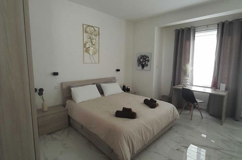 Foto 2 - Inviting 1-doublebed Apartment in Qawra