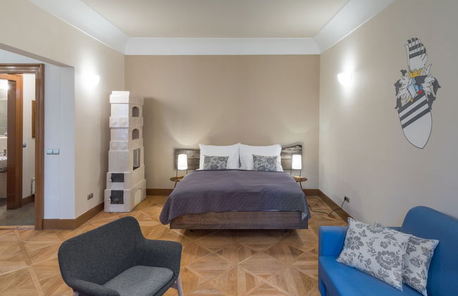 3 Epoques Apartments by Adrez Living - Photo 29