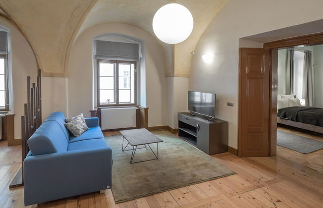 3 Epoques Apartments by Adrez Living - Photo 6