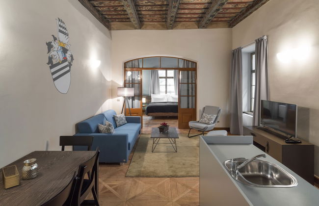 3 Epoques Apartments by Adrez Living - Photo 14