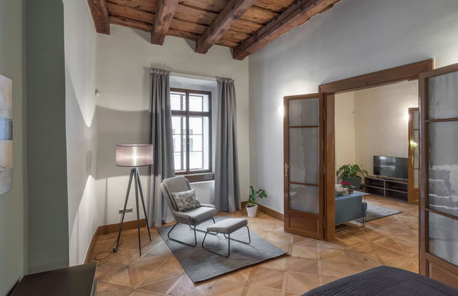 3 Epoques Apartments by Adrez Living - Photo 13