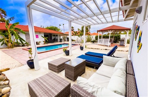 Foto 46 - Modern Villa Private Pool 4min to Beaches