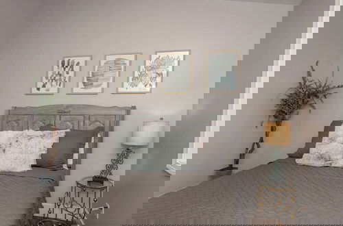 Photo 4 - Heart of Mainstrasse Apt 2