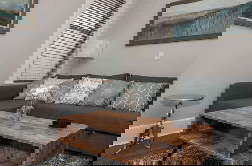 Photo 10 - Heart of Mainstrasse Apt 2