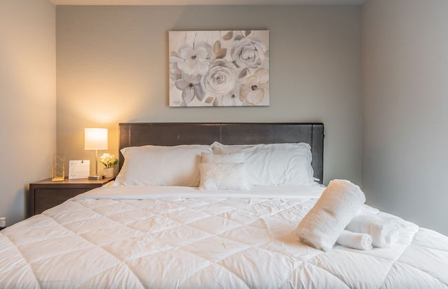 Luxury Townhome Collection GrandPrairie - Photo 11