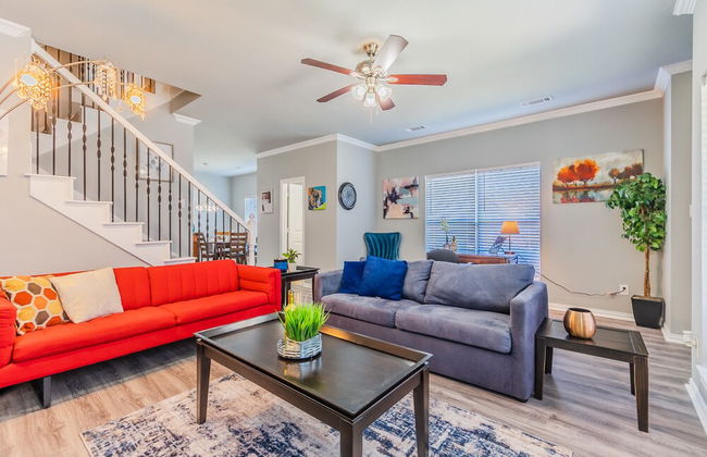 Luxury Townhome Collection GrandPrairie - Photo 38
