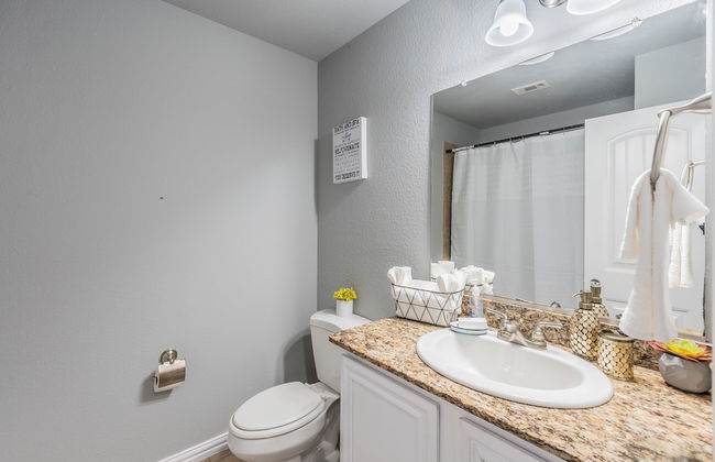 Luxury Townhome Collection GrandPrairie - Photo 67