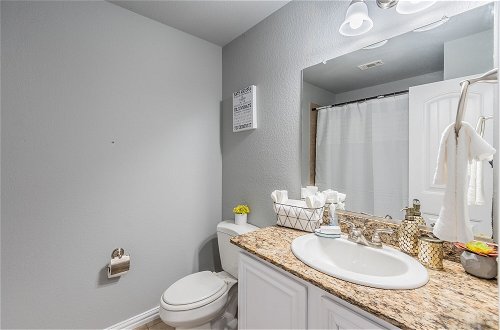 Photo 67 - Luxury Townhome Collection GrandPrairie