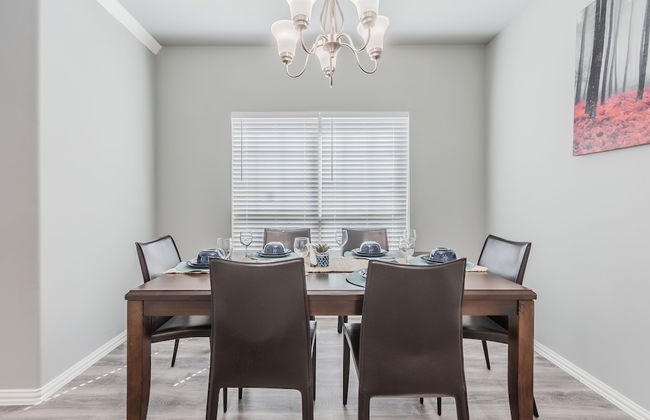 Luxury Townhome Collection GrandPrairie - Photo 30