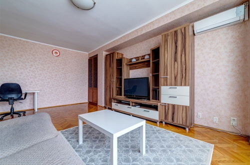 Foto 12 - Day&Night Apartments - Noviy Arbat