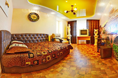 Photo 3 - Chernigov ApartLux