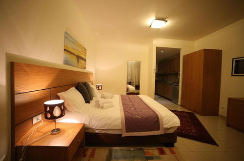 Photo 22 - Sea Valley Suites