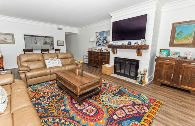 Shoreline Towers 1124 3 Bedroom Condo by RedAwning - Photo 18