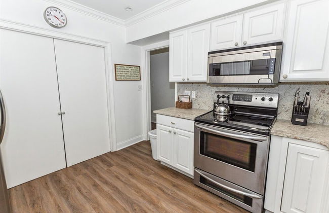 Shoreline Towers 1124 3 Bedroom Condo by RedAwning - Photo 16