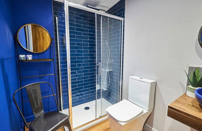 Host Stay Ocean Blue Lodge - Photo 6