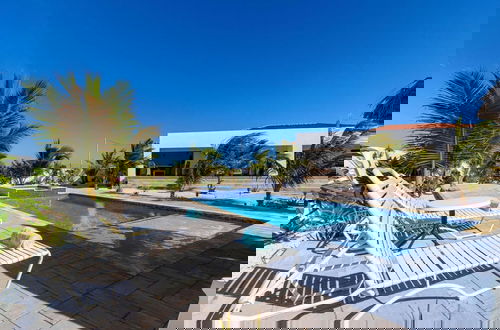 Foto 1 - Beautiful 3br2 5BA Villa w Pool Close 2 Baby Beach