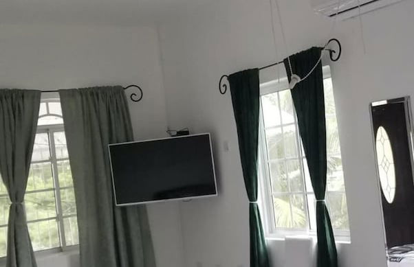 Thebreeze can Accommodate up to 30 People - Foto 2