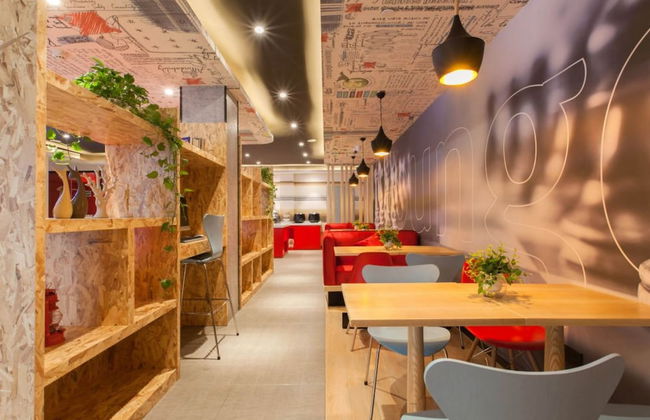 The Ibis Hotel - Foto 15