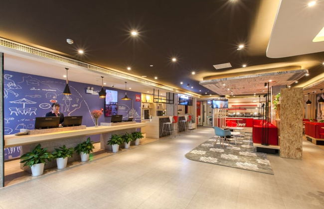 The Ibis Hotel - Foto 3